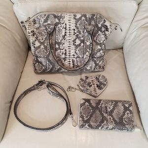 Danier Leather Purse Bundle